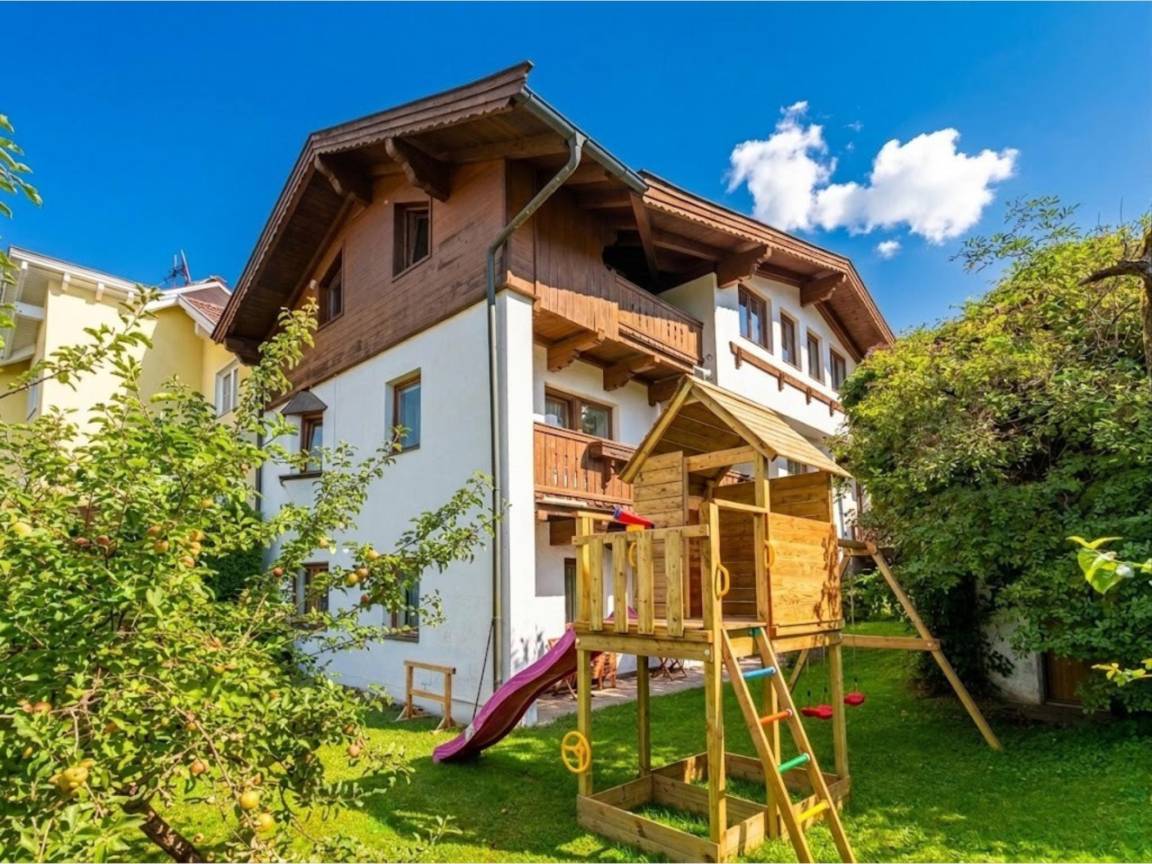 206 M² Ferienhaus ∙ 5 Schlafzimmer ∙ 15 Gäste - Kitzbühel