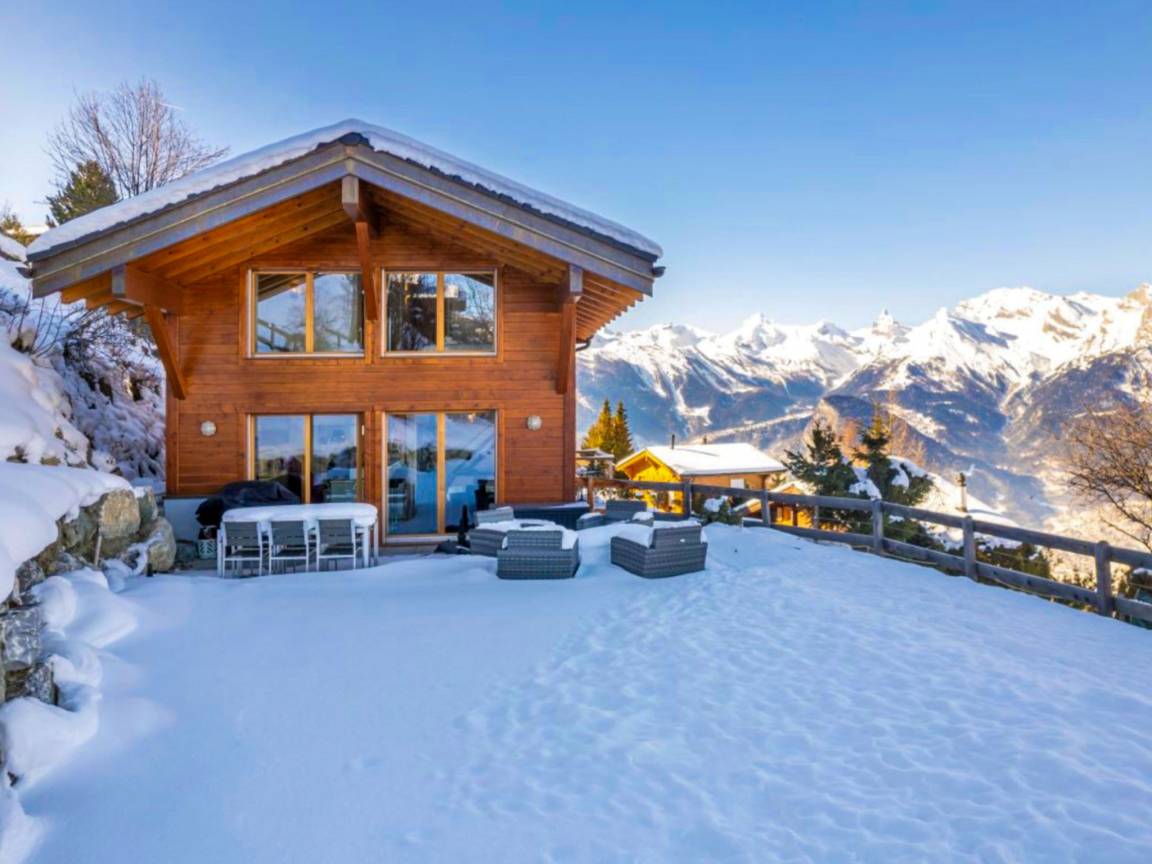 215 M² Ferienhaus ∙ 5 Schlafzimmer ∙ 11 Gäste - Nendaz