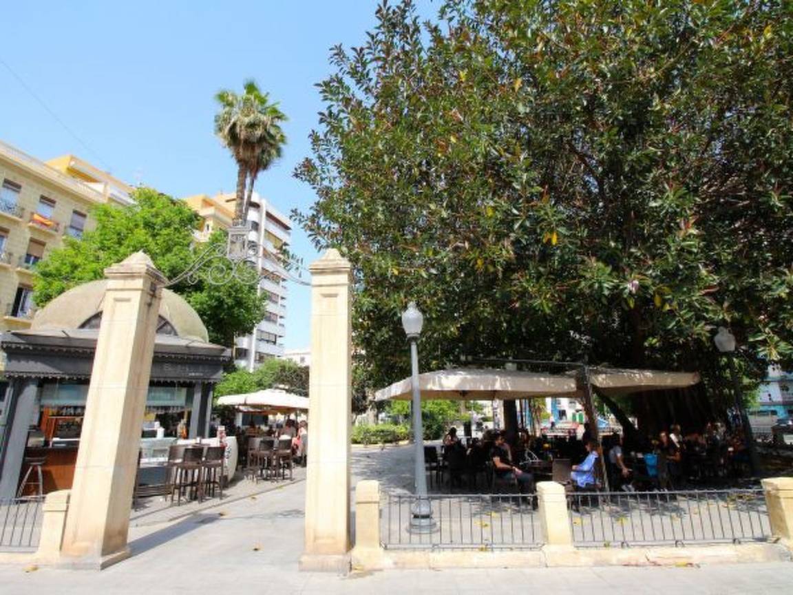 74 M² Appartement ∙ 1 Chambre ∙ 4 Personnes - Alicante