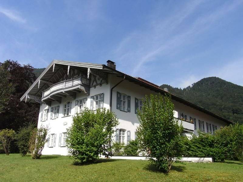 68 M² Ferienwohnung ∙ 1 Schlafzimmer ∙ 2 Gäste - Riedering