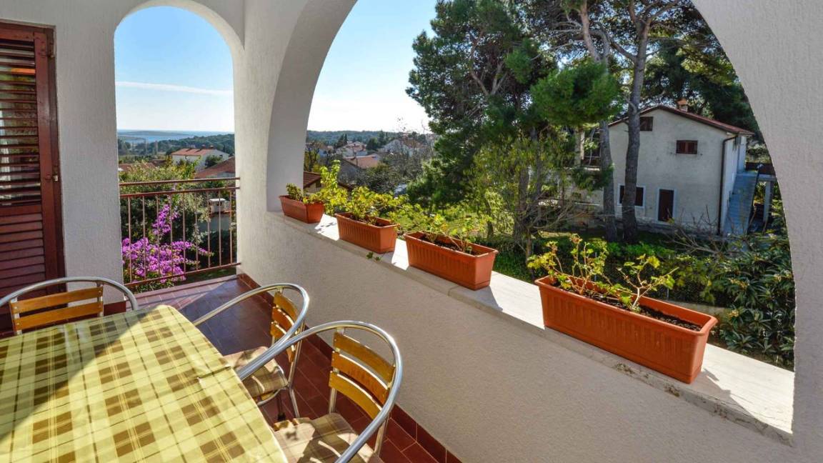 120 M² Apartment ∙ 3 Bedrooms ∙ 6 Guests - Medulin
