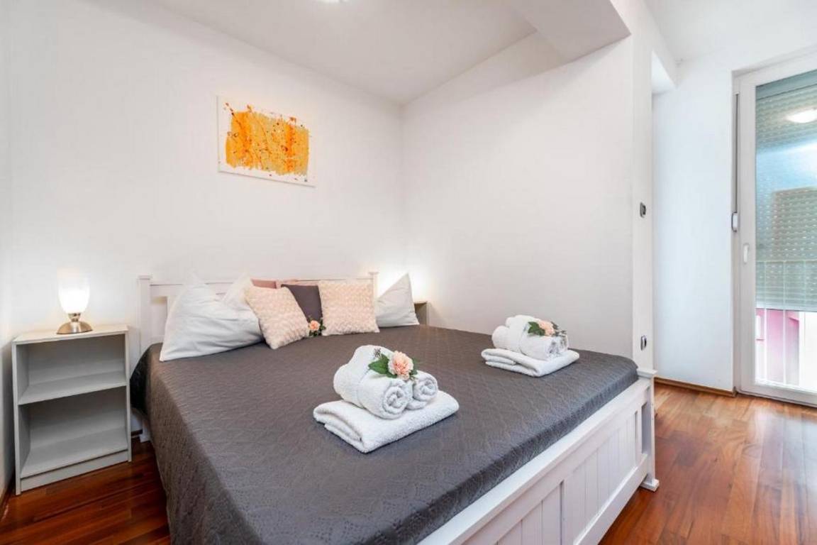 64 M² Apartment ∙ 2 Bedrooms ∙ 4 Guests - Baška