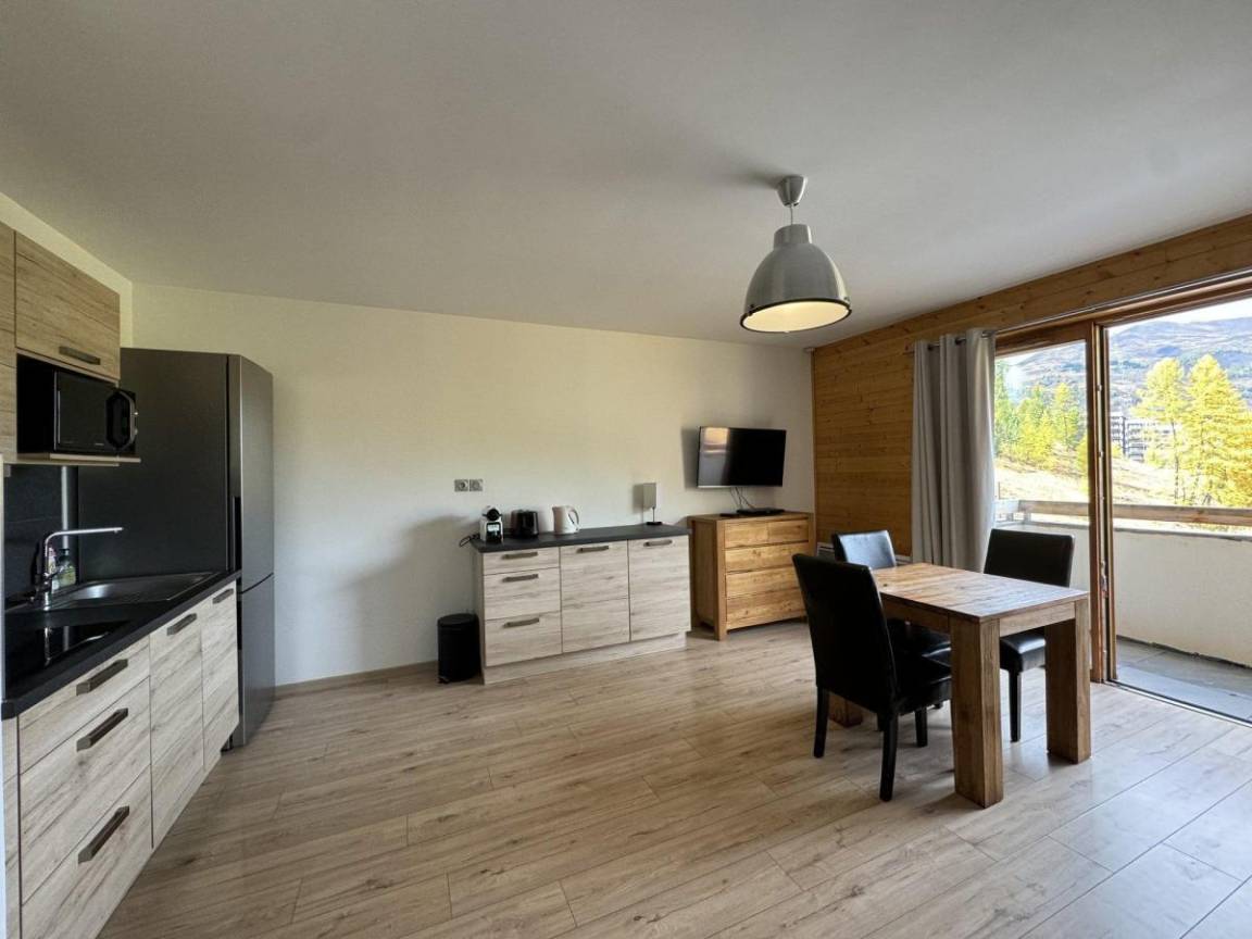 30 m&sup2; Studio 1 Schlafzimmer 3 G&auml;ste