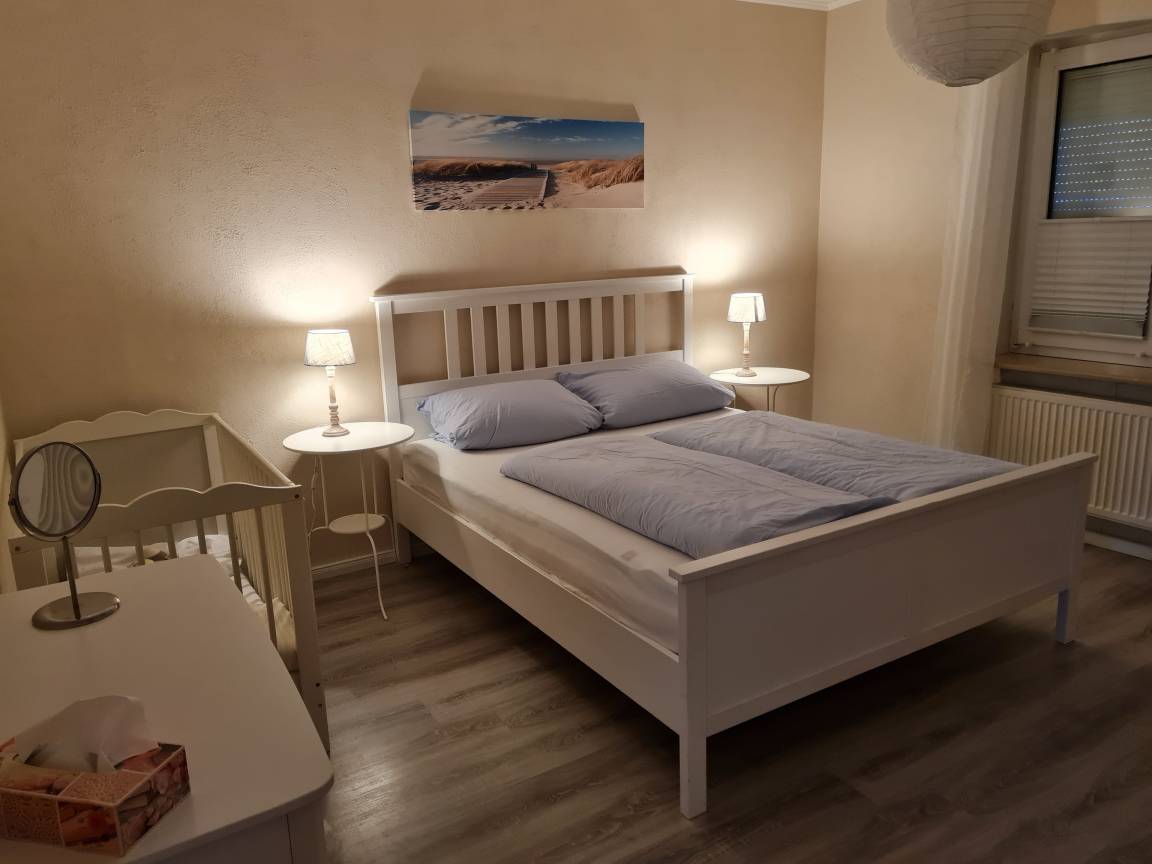 100 m² Ferienwohnung ∙ 2 Schlafzimmer ∙ 4 Gäste – Bild 1