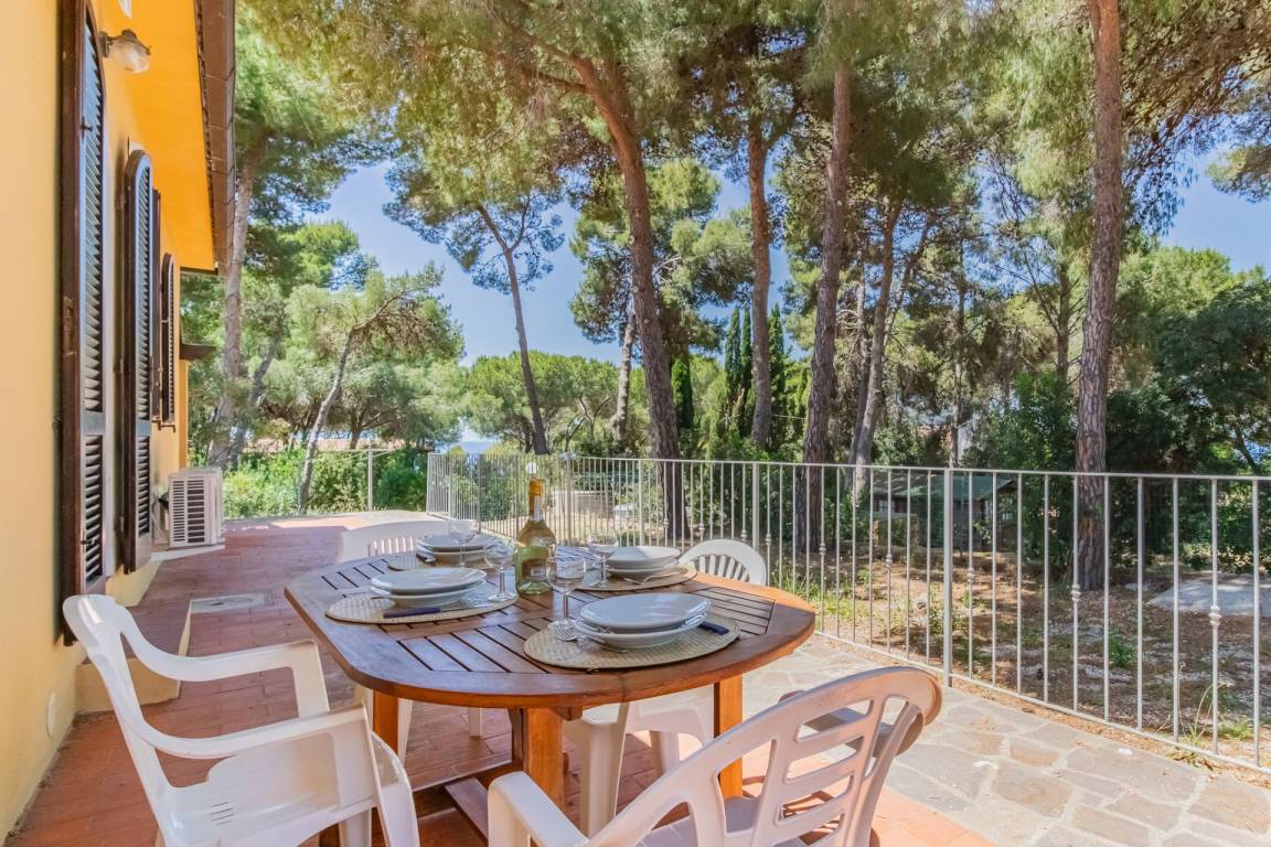 40 M² House ∙ 1 Bedroom ∙ 4 Guests - Elba