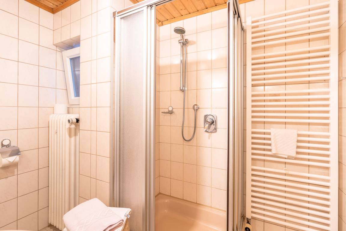 66 m² Ferienwohnung ∙ 2 Schlafzimmer ∙ 4 Gäste – Bild 8