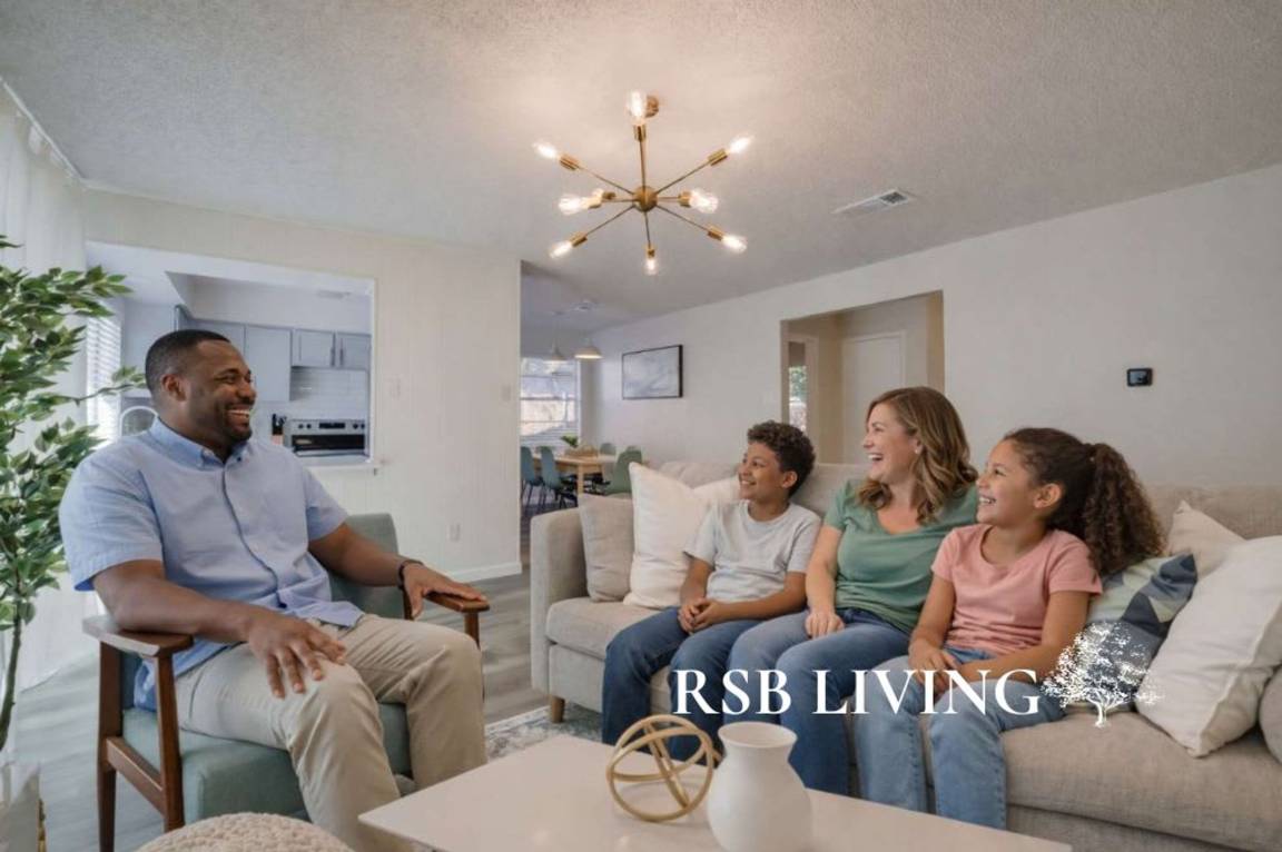 124 M² Apartment ∙ 4 Bedrooms ∙ 10 Guests - Plano, TX
