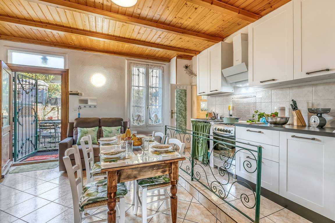 50 M² Ferienwohnung ∙ 1 Schlafzimmer ∙ 2 Gäste - Luino