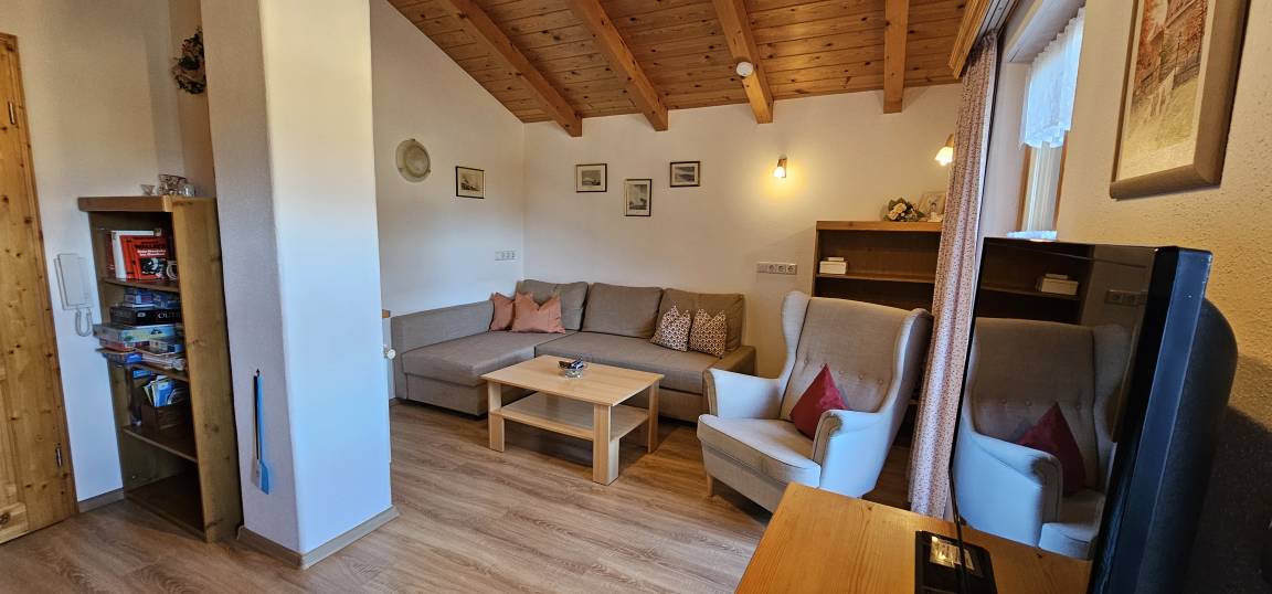 70 M² Ferienwohnung ∙ 2 Schlafzimmer ∙ 4 Gäste - Inzell