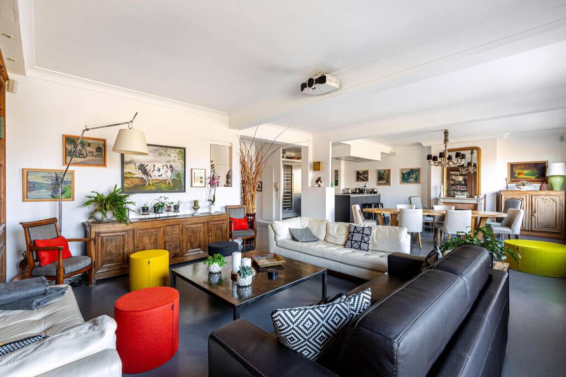 123 M² Appartement ∙ 2 Chambres ∙ 4 Personnes - Garches
