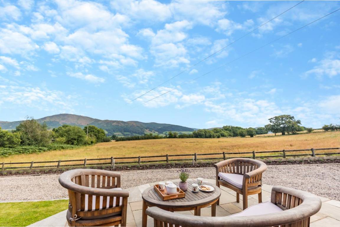 Cottage ∙ 2 Bedrooms ∙ 4 Guests - Church Stretton