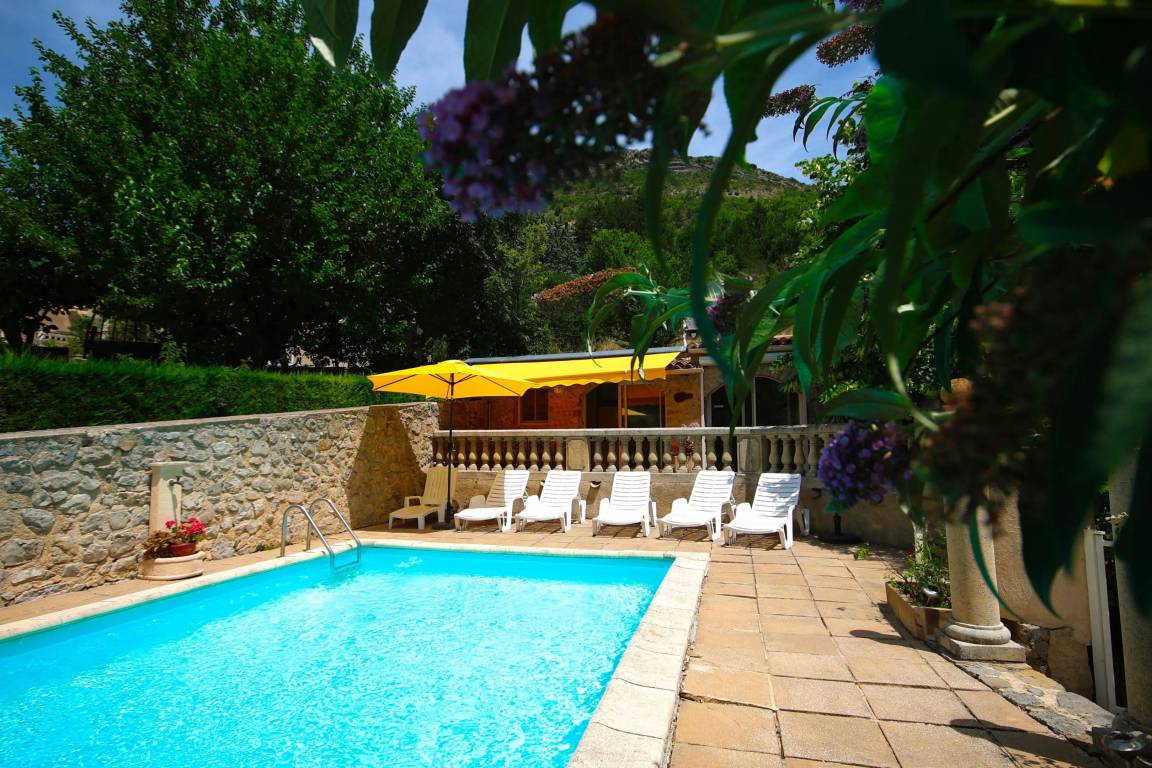 50 M² Huis ∙ 1 Slaapkamer ∙ 4 Gasten - Buis-les-Baronnies