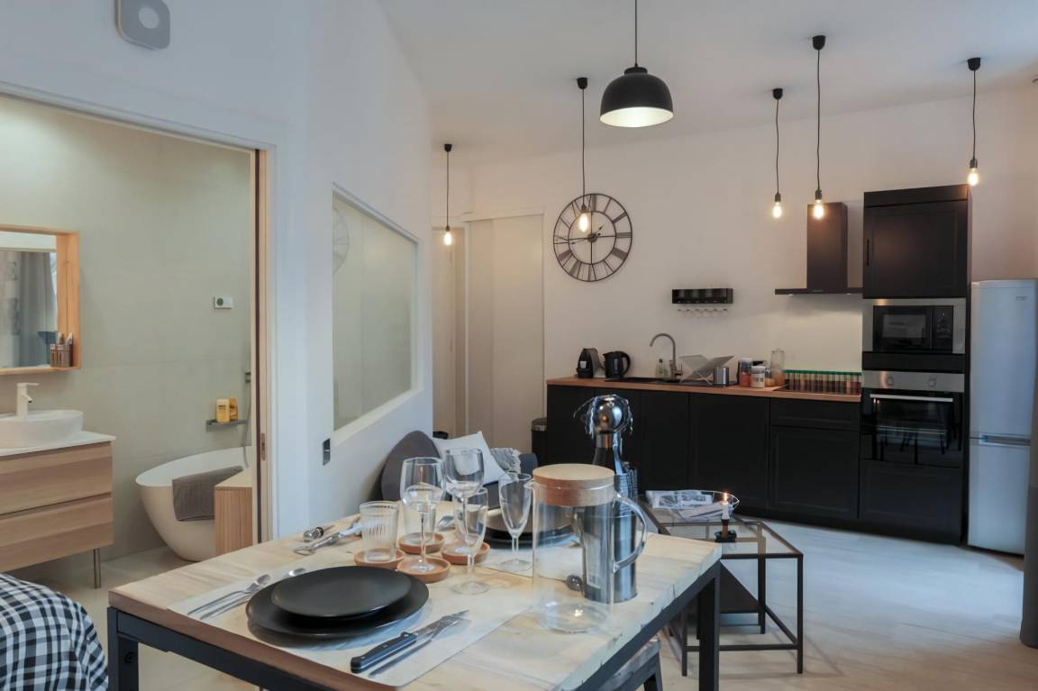 35 M² Apartamento ∙ 1 Habitación ∙ 2 Huéspedes - Estación de Lyon-Part-Dieu