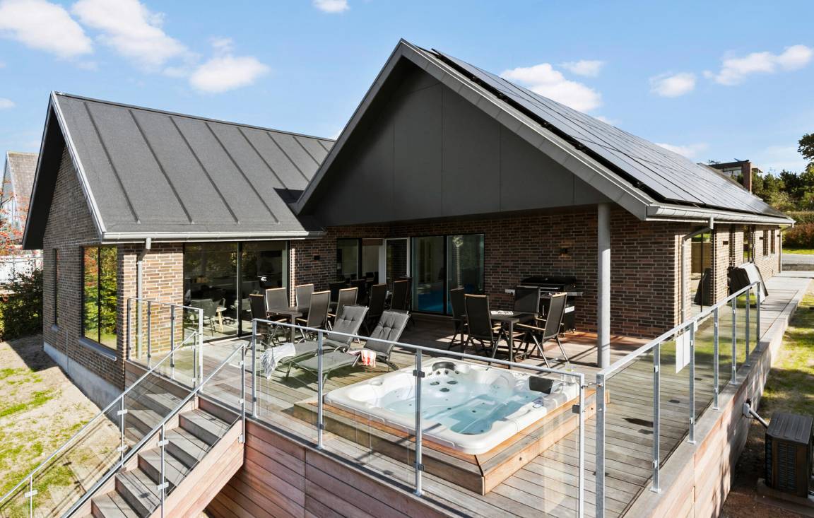 245 M² Huis ∙ 5 Slaapkamers ∙ 14 Gasten - Ebeltoft