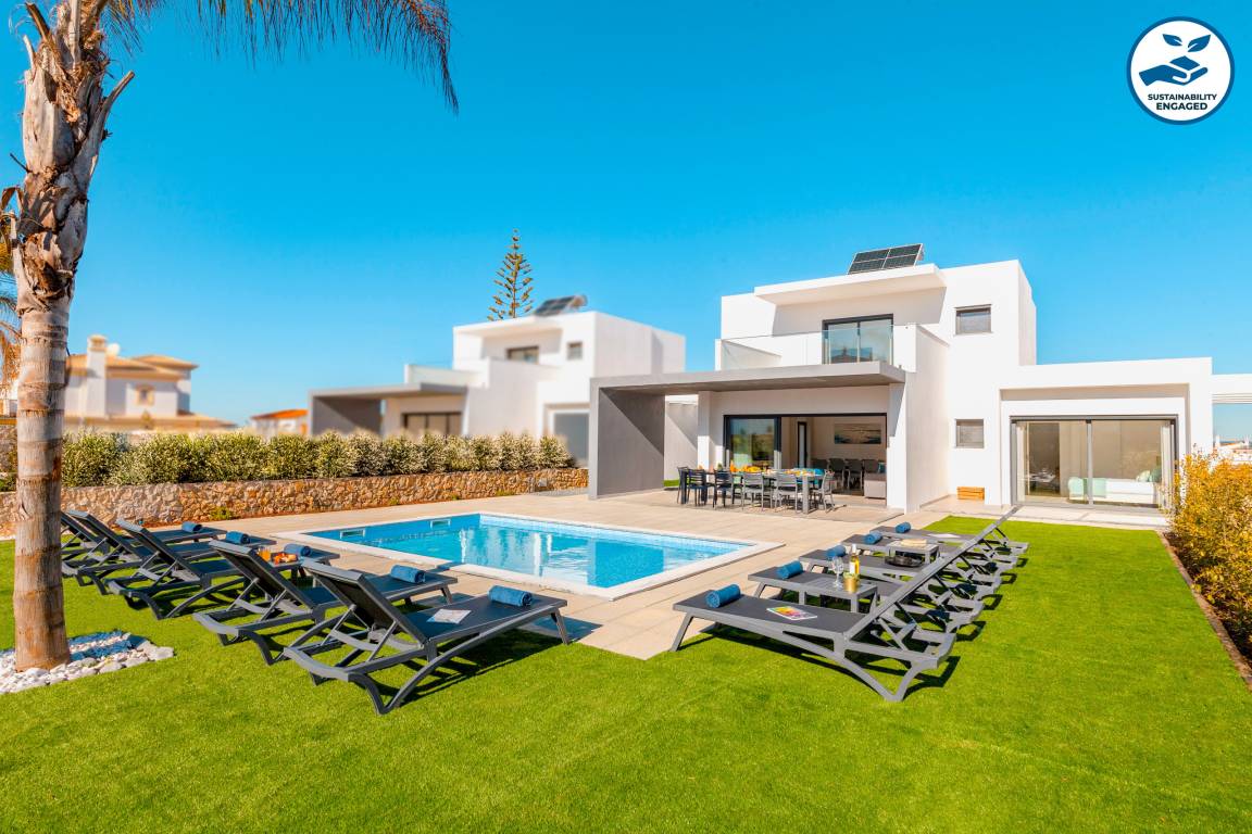 250 M² Villa ∙ 3 Bedrooms ∙ 10 Guests - Albufeira