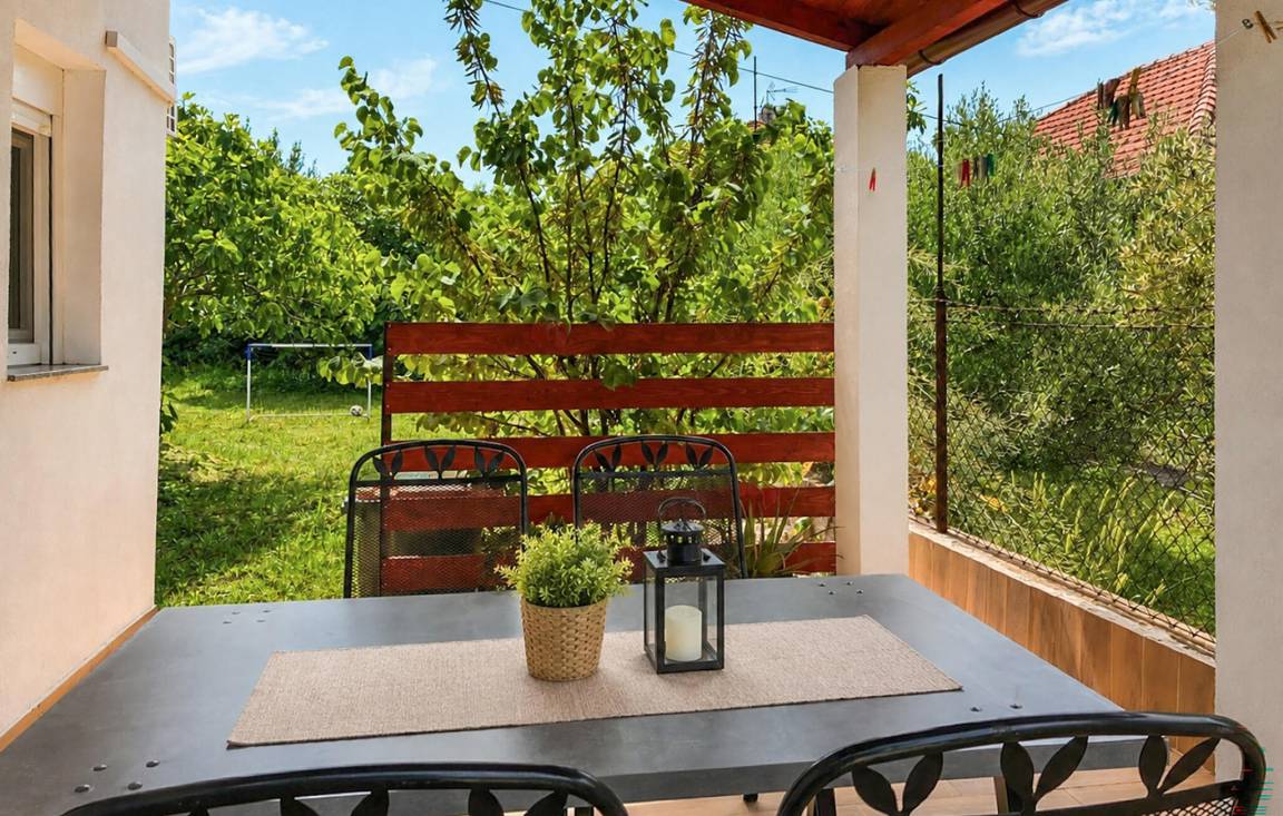 60 M² Ferienhaus ∙ 2 Schlafzimmer ∙ 4 Gäste - Sukošan