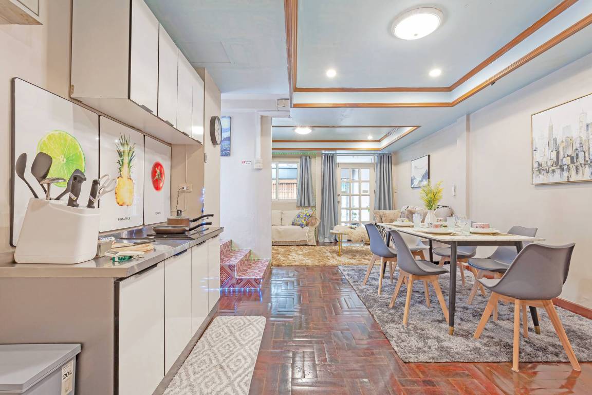 300 M² House ∙ 4 Bedrooms ∙ 8 Guests - Bangkok