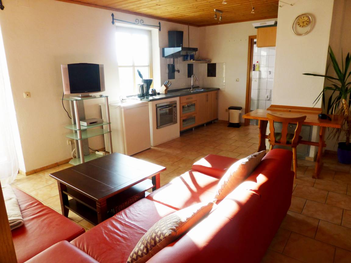 50 M² Ferienwohnung ∙ 2 Schlafzimmer ∙ 4 Gäste - Taching am See