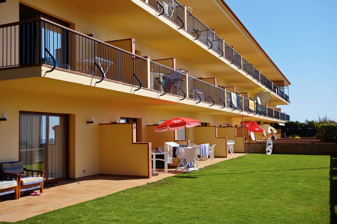 75 M² Apartamento ∙ 2 Habitaciones ∙ 5 Huéspedes - Pals