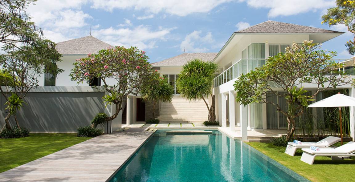 400 M² Villa ∙ 4 Bedrooms ∙ 8 Guests - Canggu