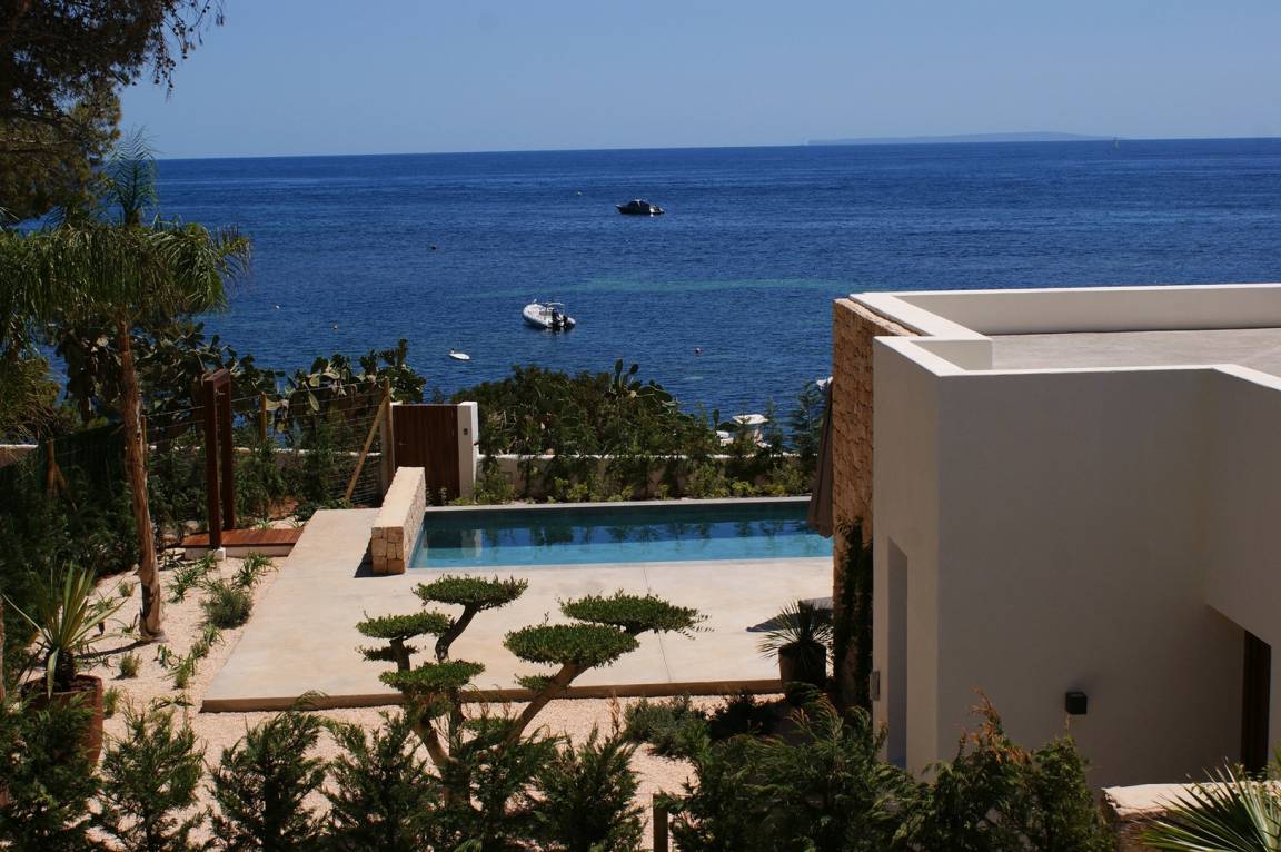 Villa ∙ 5 Bedrooms ∙ 10 Guests - Santa Eulària des Riu
