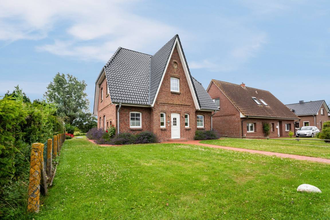 80 M² Huis ∙ 2 Slaapkamers ∙ 6 Gasten - Husum