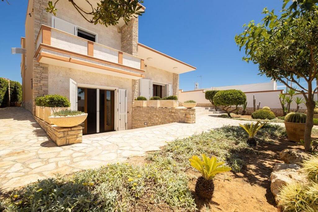 220 M² Villa ∙ 4 Schlafzimmer ∙ 10 Gäste - Torre San Giovanni