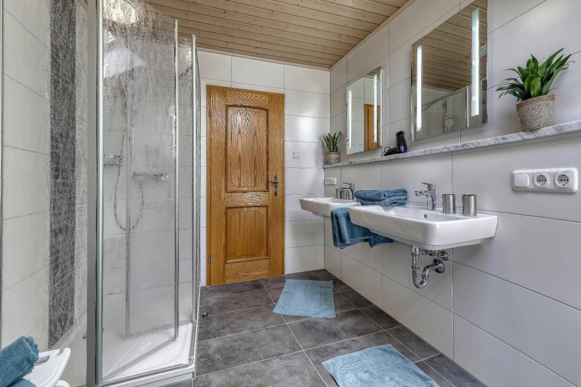 95 M² Ferienwohnung ∙ 2 Schlafzimmer ∙ 4 Gäste - Zwiesel