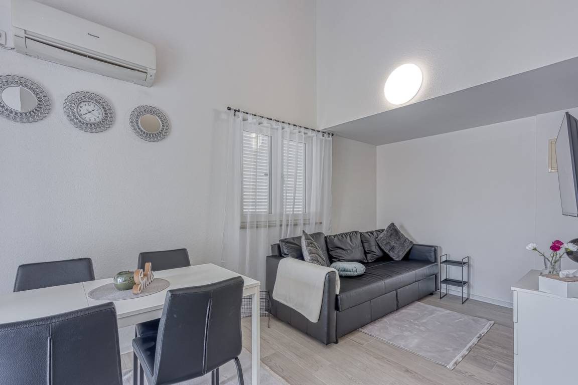 50 M² Apartament ∙ 2 Sypialnie ∙ 4 Gości - Poreč