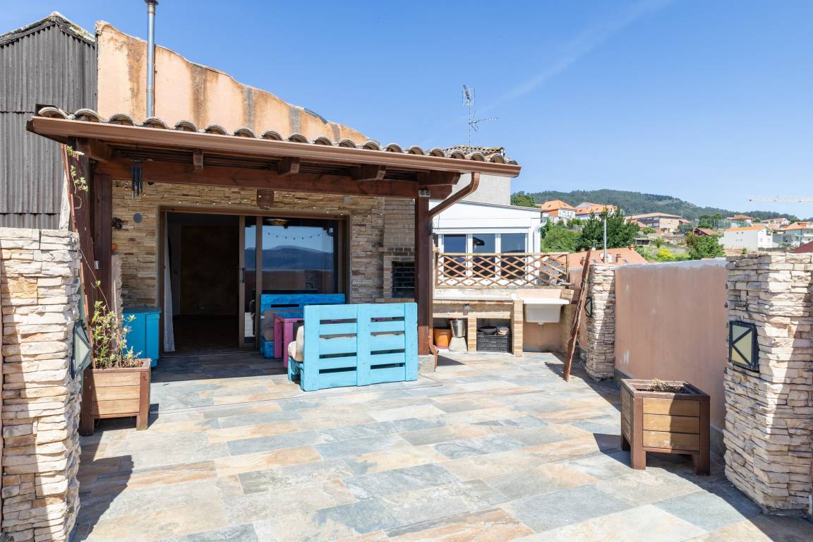 100 M² Apartamento ∙ 2 Habitaciones ∙ 4 Huéspedes - Bueu