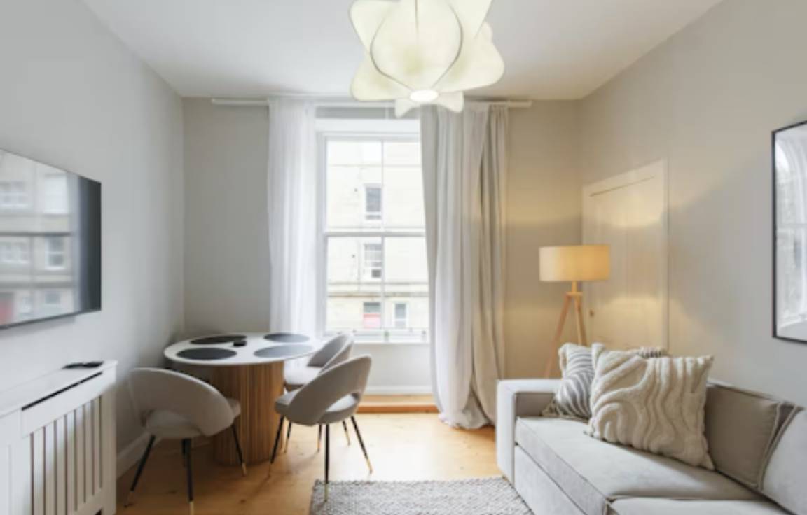 56 M² Apartment ∙ 1 Bedroom ∙ 3 Guests - Edinburgh Waverley station