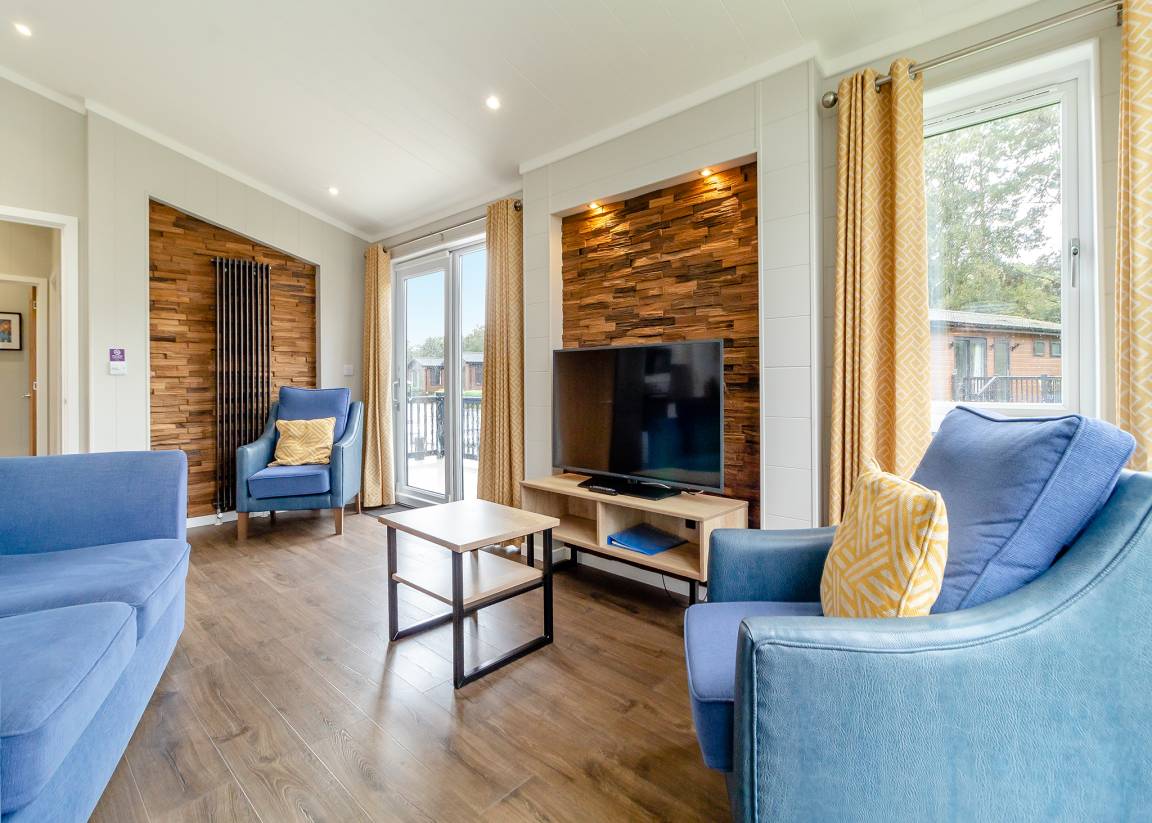 Chalet ∙ 2 Bedrooms ∙ 4 Guests - Norfolk