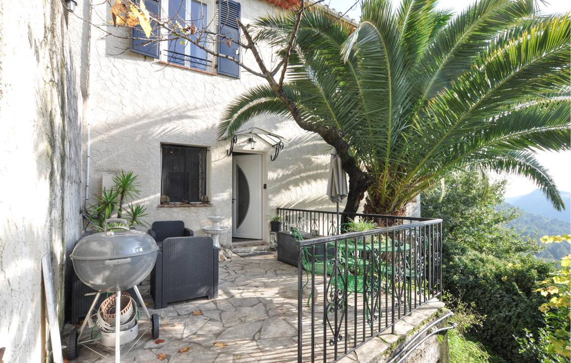 74 M² Apartamento ∙ 2 Habitaciones ∙ 4 Huéspedes - Carros