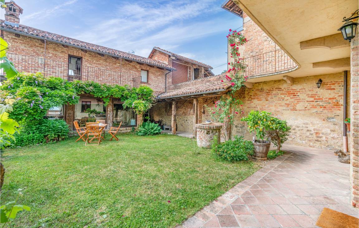 50 M² Apartment ∙ 1 Bedroom ∙ 4 Guests - Chivasso