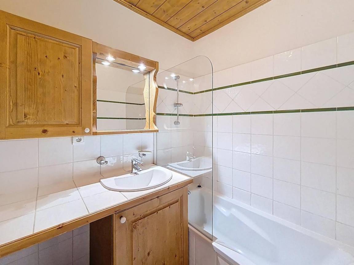 32 m² Ferienwohnung ∙ 1 Schlafzimmer ∙ 4 Gäste – Bild 8