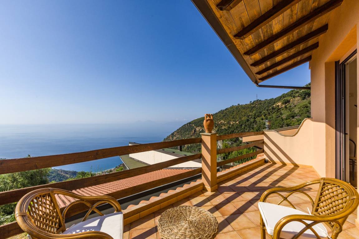 100 M² Appartamento Vacanza ∙ 1 Camera Da Letto ∙ 5 Ospiti - Gioiosa Marea