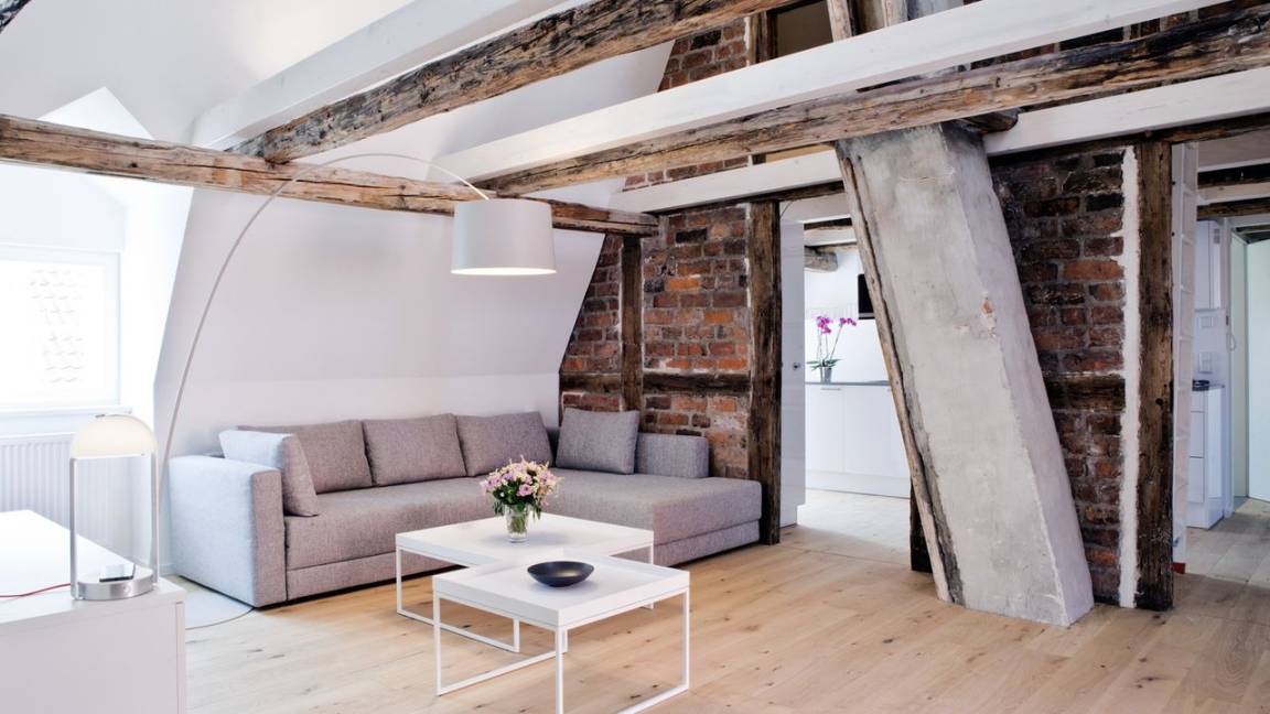 106 M² Ferienwohnung ∙ 1 Schlafzimmer ∙ 6 Gäste - Adendorf