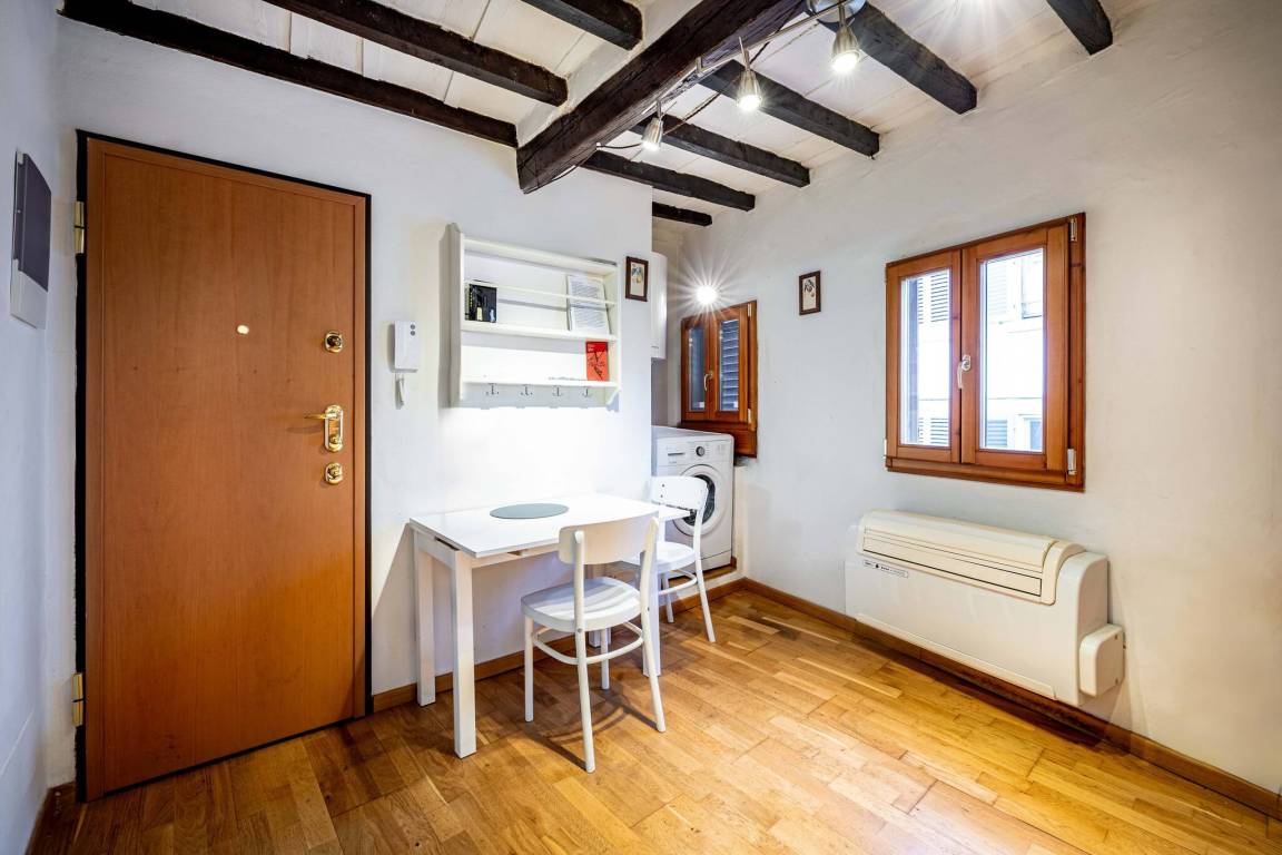 28 M² Ferienwohnung ∙ 1 Schlafzimmer ∙ 2 Gäste - Prato