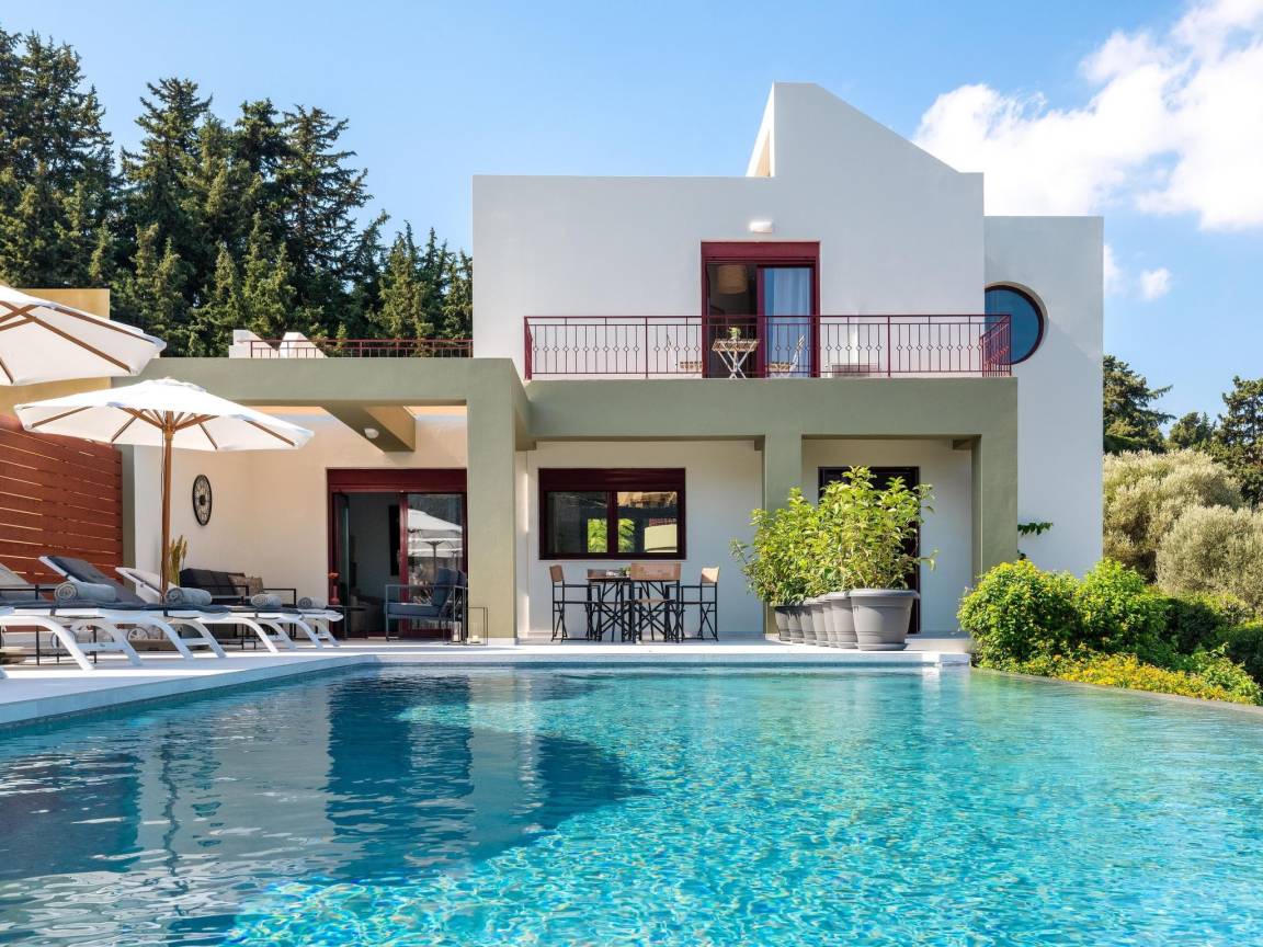 150 M² House ∙ 3 Bedrooms ∙ 6 Guests - Rhodes, Greece