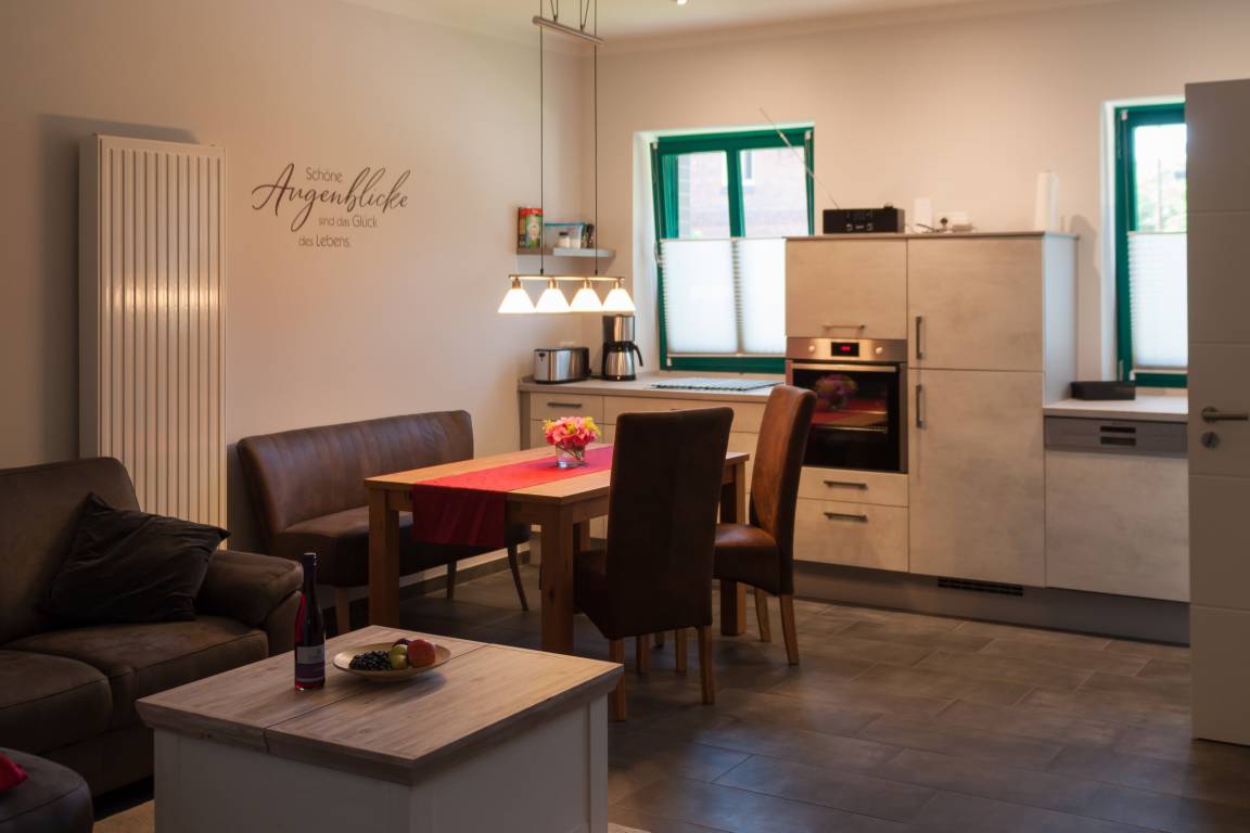 65 m² Ferienwohnung ∙ 2 Schlafzimmer ∙ 4 Gäste – Bild 2