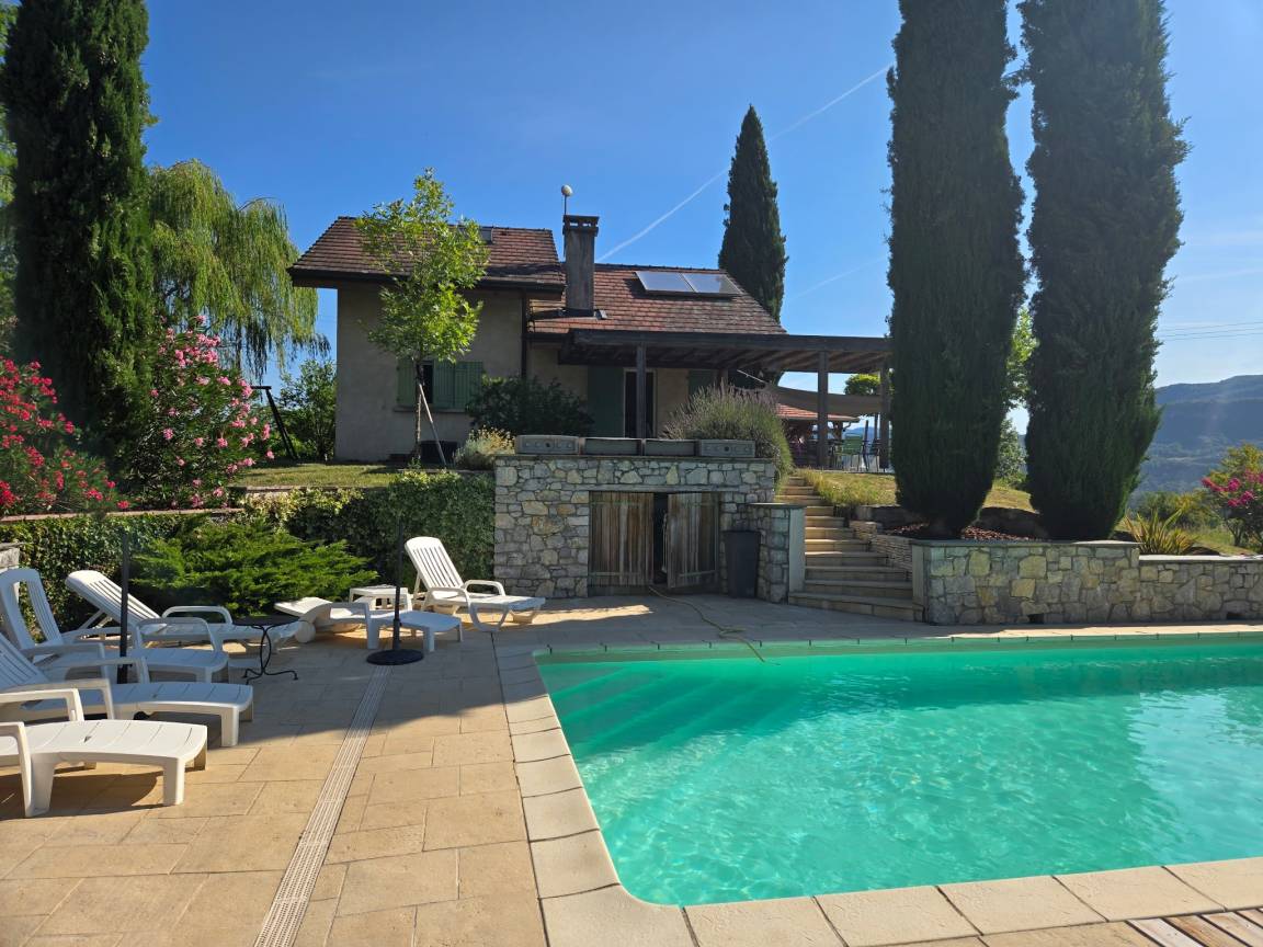 90 M² Maison De Vacances ∙ 3 Chambres ∙ 8 Personnes - Aix-les-Bains