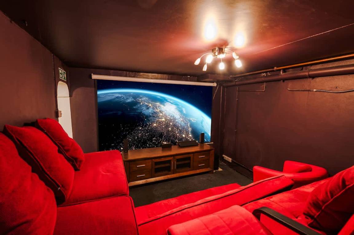 Apartment ∙ 6 Bedrooms ∙ 12 Guests - Buxton