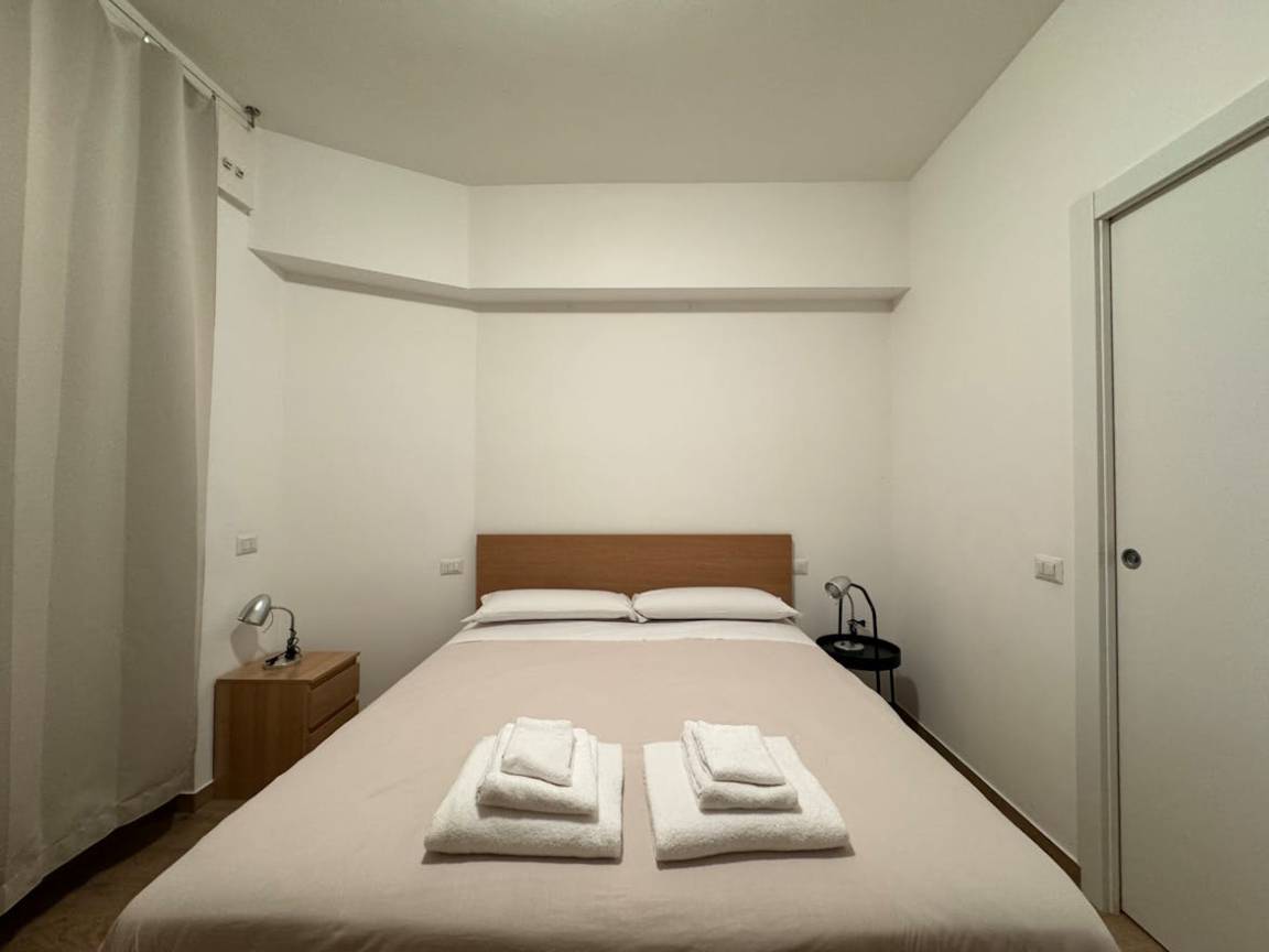 50 M² Appartement ∙ 1 Slaapkamer ∙ 2 Gasten - Monza