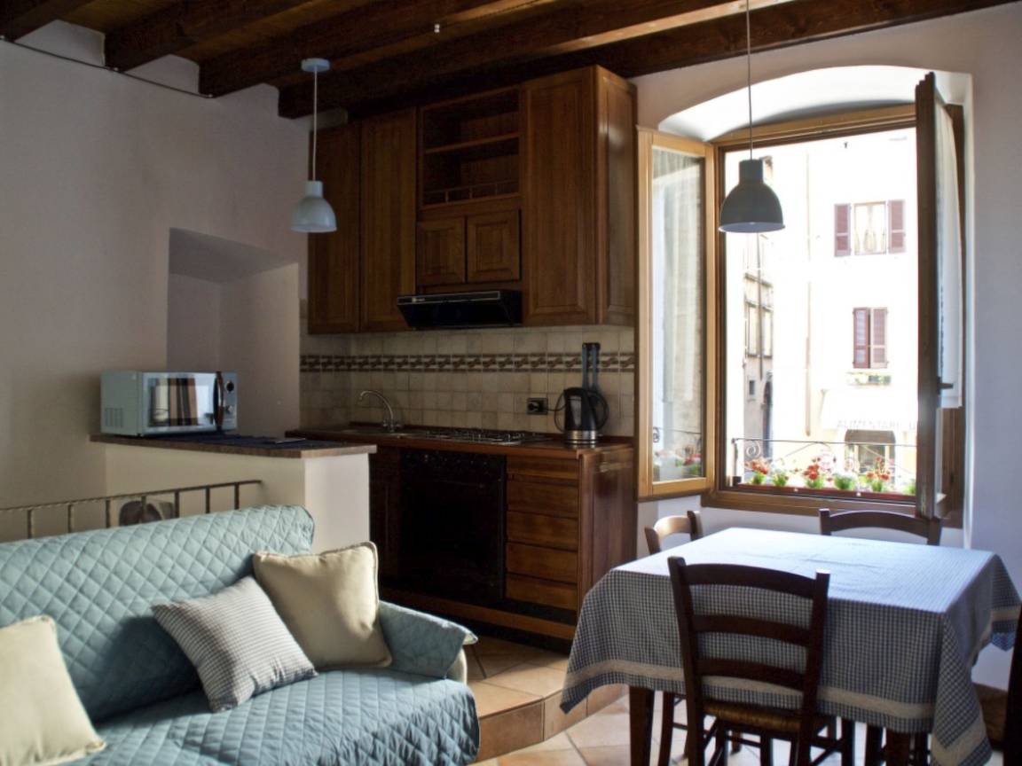 45 M² Ferienwohnung ∙ 1 Schlafzimmer ∙ 4 Gäste - Toscolano-Maderno