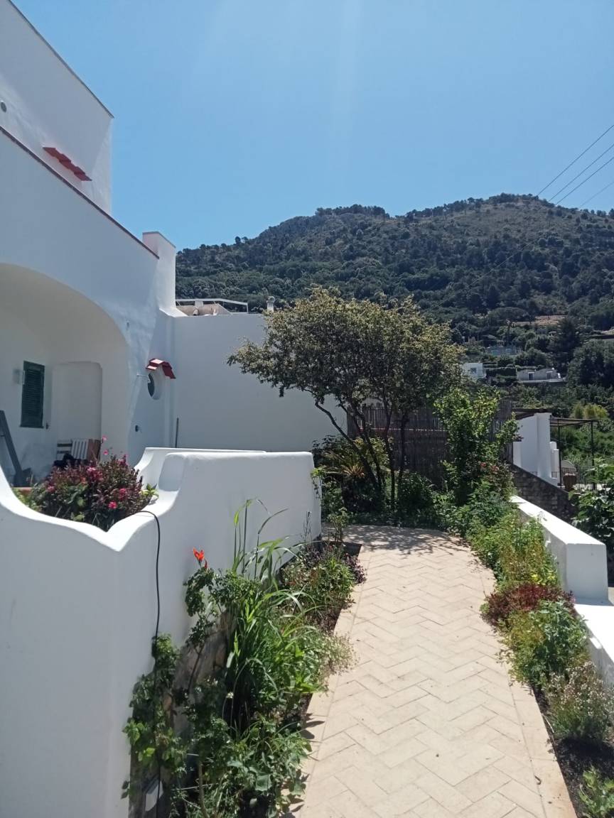 Casa Familiare con Giardino e Patio Privato