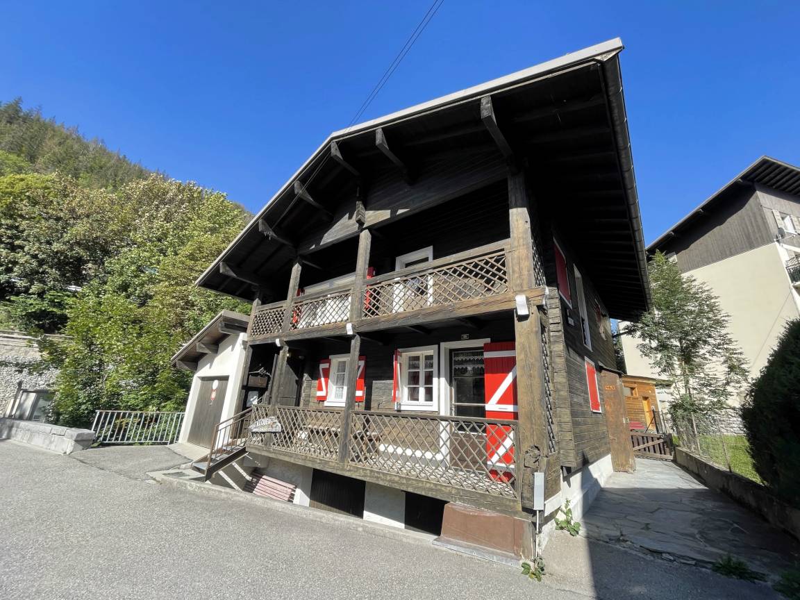 60 M² Chalet ∙ 2 Slaapkamers ∙ 6 Gasten - Thônes
