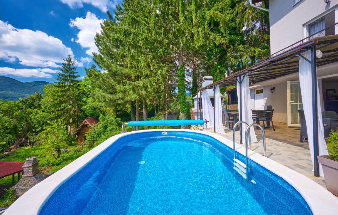 76 M² House ∙ 1 Bedroom ∙ 3 Guests - Zagreb