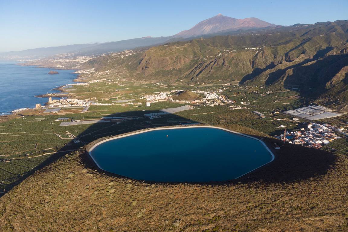 113 M² Chalet ∙ 3 Habitaciones ∙ 6 Huéspedes - Canarias