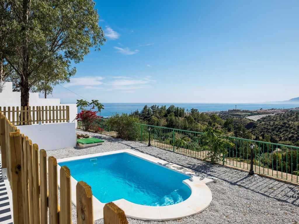 40 M² House ∙ 1 Bedroom ∙ 4 Guests - Rincón de la Victoria