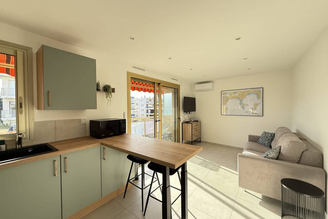 22 M² Studio Flat ∙ 2 Guests - French Riviera